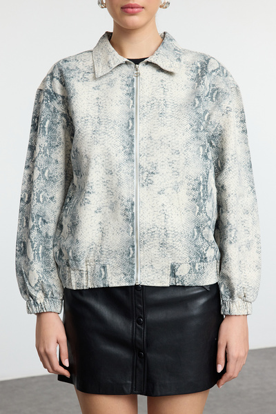 Trendyol Collection Beige Snake Print Oversize Denim Jacket Twoaw25Ce00080