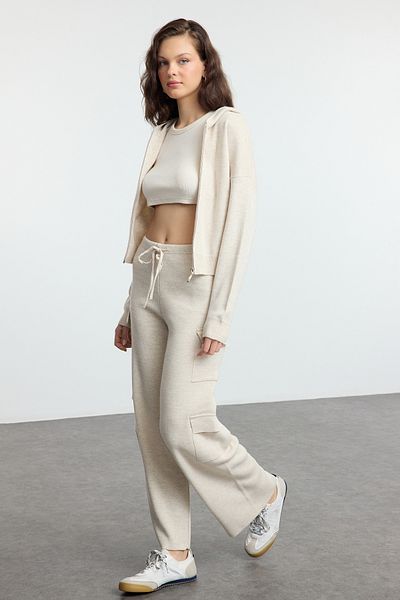 Trendyol Collection Kötöttáru alsó-felső szett - kő kapucnis és zsebes részletekkel TWOAW25AU00133