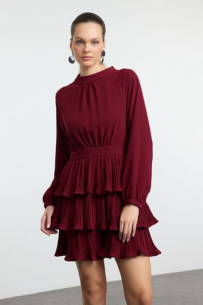 Trendyol Collection Μίνι φόρεμα μπορντό με όρθιο γιακά - Πλισέ και ανοιγόμενο στη μέση Μοντέλο Twoaw25el00253