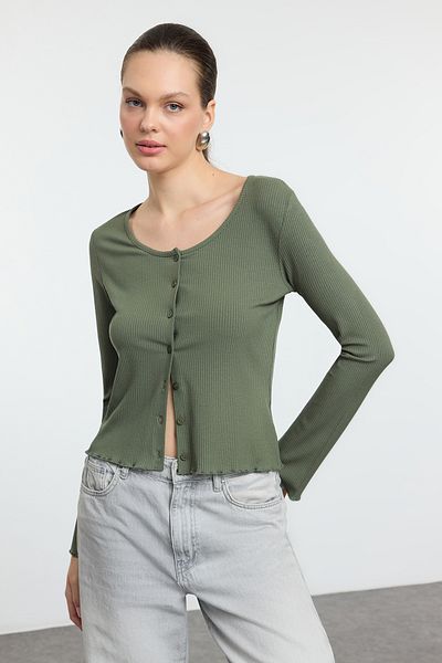 Trendyol Collection Χακί ελαστική πλεκτή μπλούζα με ραβδώσεις - μακρύ μανίκι με κουμπιά που εφαρμόζει στο σώμα TWOAW25BZ00269