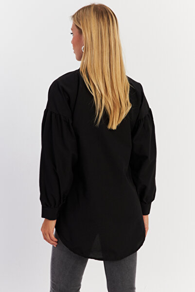 Cool & Modest Schwarzes, mit Nieten besetztes Damenhemd – MASF08