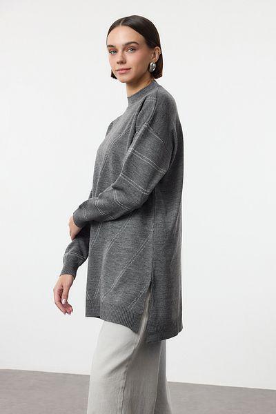 Trendyol Modest Anthrazitfarbener, glitzernder langer Strickpullover TCTAW22AK0129