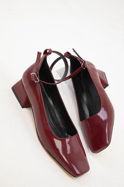 SOHO Klassische Damenschuhe mit Absatz aus Lackleder in Burgunderrot – 19783
