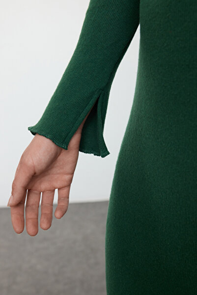 Trendyol Collection Φόρεμα με μολύβι με εύκαμπτο ριμπ λαιμό Polo - Emerald Green, Fake Knitwear TWOAW23EL00164