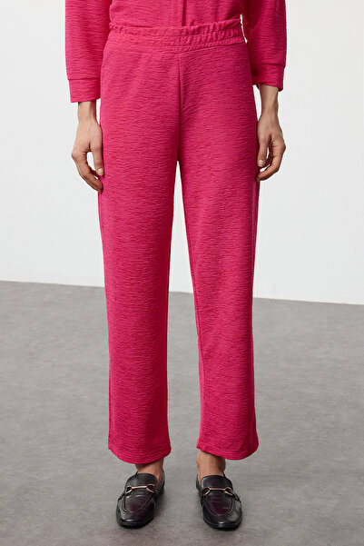 Trendyol Collection Fukszia kötött ing és nadrág szett – laza szabású TWOAW25AU00114