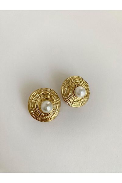 ı feel free more then ever that moment Vintage Earrings with Steel Pearls