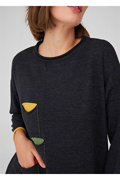 Peraluna Loose Cut Crew Neck Three Pocket Women's Knitwear Sweater - Anthracite Melange