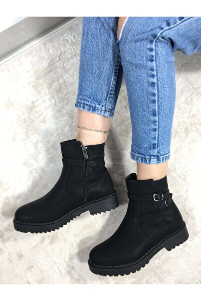 KOCAMANLAR Ayakdaş 2115 Kısa Postal Bot SİYAH