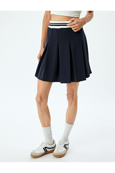 Koton Lastik Detaylı Mini Pileli Etek