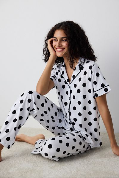 Penti Pantaloni cămașă cu glugă neagră din bumbac Set pijama albă