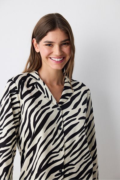 Penti Baumwoll-Pyjama-Set mit Zebra-Hemd und Hose in Grau