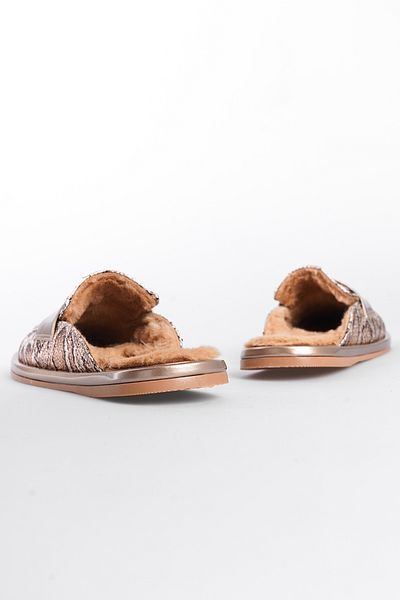 Capone Outfitters Damen-Hausschuhe mit geschlossener Zehenpartie und pelziger Innenseite