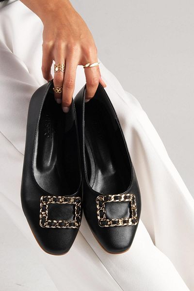 Mio Gusto Jenny Black Color Metal Buckle Blunt Toe Women's Ballerina Shoes