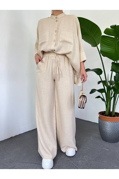 Modamorfo Beigefarbenes, lockeres Hemd-Set mit zwei Taschen und halben Fledermausärmeln