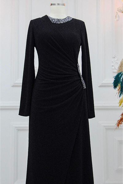 Amine Hüma Simay Hijab βραδινό φόρεμα μαύρο