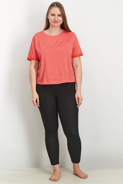 Tchibo Women Crew Neck Short Sleeve Solid T-shirt, Red