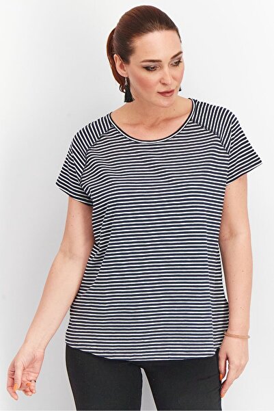 Tchibo بلوزة نسائية مخططة بأكمام قصيرة ورقبة دائرية، باللون الأسود