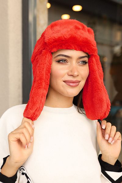 REMSA Red Plush Beret Hat - with Snap Fasteners and Fur, Rkş-03