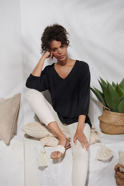 Tchibo Women V-neck Long Sleeve Plain Top, Black