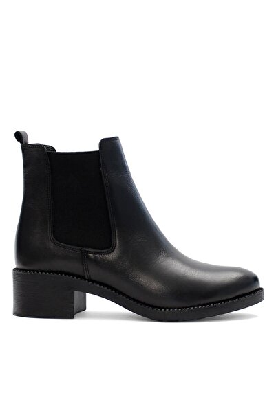 Celal Gültekin Kadın Siyah Kalın Tabanlı Deri Chelsea Bot
