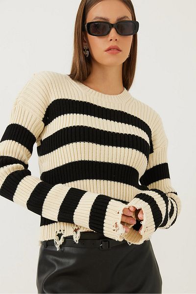 Bianco Lucci Women's Ripped Detailed Striped Sweater 85001009