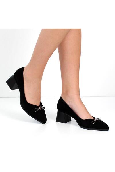 Celal Gültekin Kadın Siyah Tokalı Kalın Topuklu Süet Deri Klasik Ayakkabı