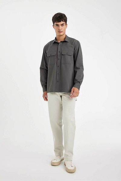 DeFacto Normale Passform, einfaches Baumwoll-Langarmshirt D1060ax24au