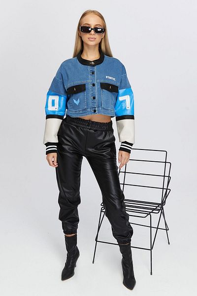 Black Level Jachetă de blugi oversize pentru femei - mâneci din piele, cu nasturi, haină de motociclist, imprimată Racer College