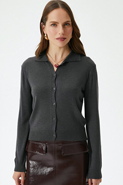 CoolLook Gömlek Yakalı Uzun Kollu Likralı Düğme Kapamalı Rahat Kesim İnce Kıs...