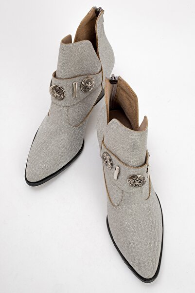 LuviShoes KENDA Gümüş Simli Arkadan Fermuarlı Tokalı Kadın Kalın Topuklu Bot