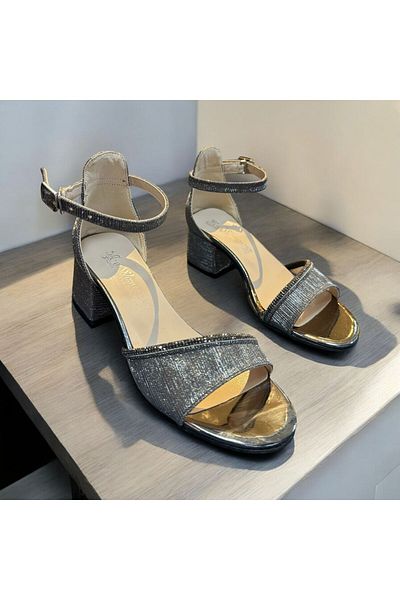 PATİK BEBE Pantofi cu toc pentru fete