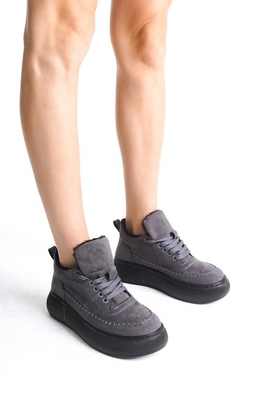 Moda Değirmeni Pantofi de damă din piele intoarsa gri BG1172-101-0006