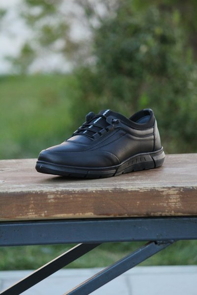 LİCCAS Men's Sporty Winter Shoes Genuine Leather Rubber Sole with Slip-On and Elastic Features