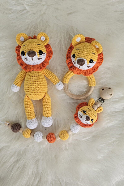 kelebeginruyasihobievi Amigurumi Aslan,Çıngırak, Emzik Zinciri 3^lü Set Örgü Oyuncak