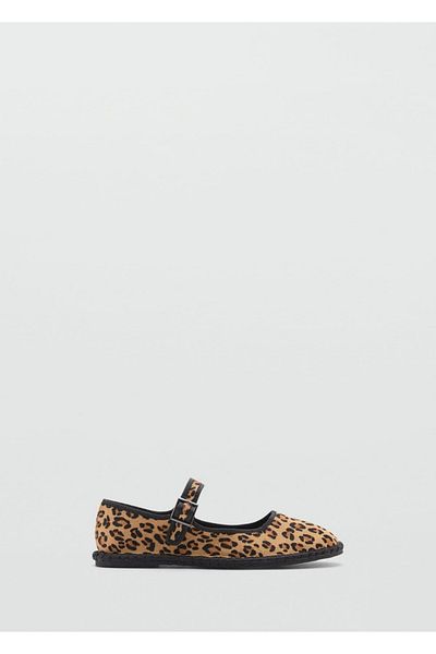 Mango Teen Features of Shoes - Comfortable and Fashionable