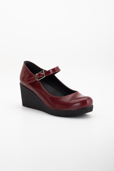 Dilimler Ayakkabı Claret Red Patent Leather Women's Wedge Shoes - Artificial Leather and Helmet