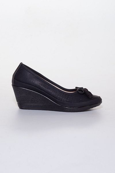 Dilimler Ayakkabı Wedge Sole Laser Cut Black Women's Wedge Heeled Shoes