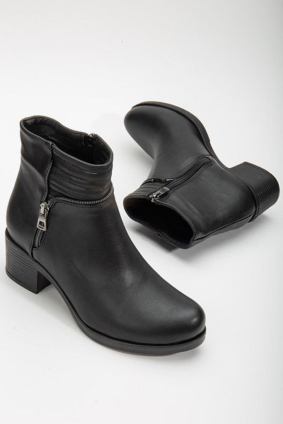 Dilimler Ayakkabı Black Women's Short Heeled Boots with Zipper Accessories