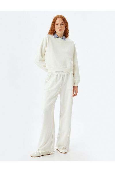 Koton Three Thread Raised Crew Neck Cotton Basic Sweatshirt