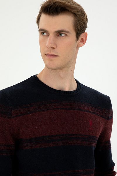 U.S. Polo Assn. Men's Slim Fit Crew Neck Burgundy Sweater 50293115 -Vr014