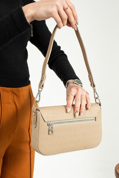 Just Polo حقيبة كتف نسائية الحجم: 15 سم العرض: 24 سم