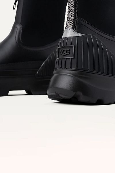 UGG W Neumel X Zip Black (Black) 1158235