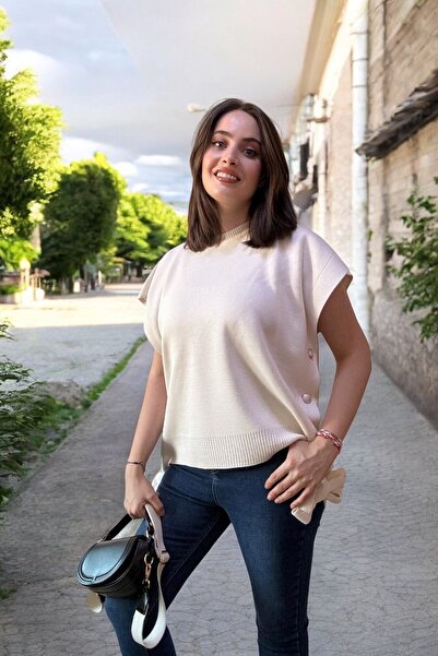 Entropy Bisiklet Yaka Yanları Düğmeli Kadın Triko Süveter - Krem