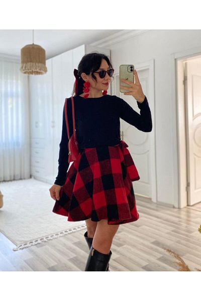 JANES Rochie scurtă în carouri, cu mânecă lungă, cu decolteu, din viscoză