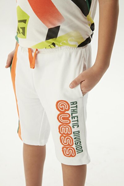 Guess BG Store شورت أبيض للأولاد