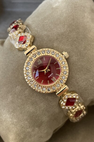 Leerybee Özel Siyah Kutulu Zirkon Taşlı Kadın Kol Saati Sevgiliye Eşe Ablaya ...