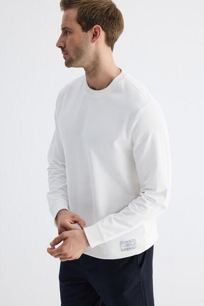 odelon Άνετο ανδρικό λευκό φούτερ με λαιμόκοψη