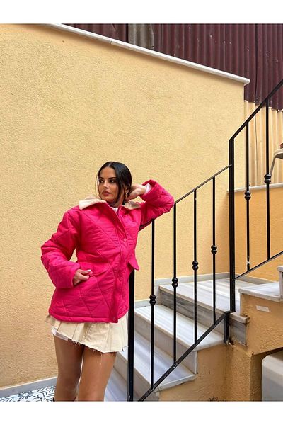 comstar Jachetă de damă cu guler de blană cu model Argyle matlasat fucsia