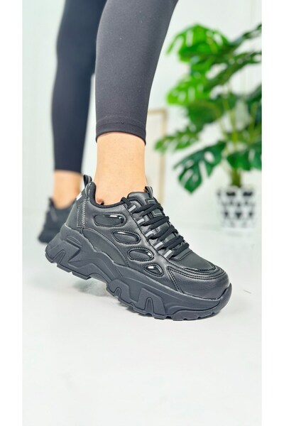 İmerShoes حذاء رياضي أسود - حذاء رياضي نسائي برباط ونعل سميك ونعل بيضاوي 1001