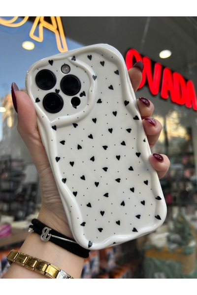 OVADA İphone 14 Pro Uyumlu Kamera Korumalı Küçük Kalp Desenli 3D Dalga Detaylı Silikon Kılıf